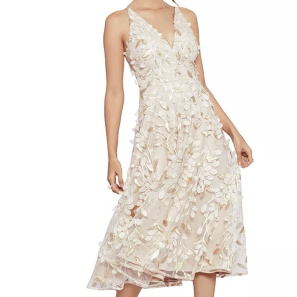 XSCAPE | 3D Floral Applique V-Neck‎ Midi Dress